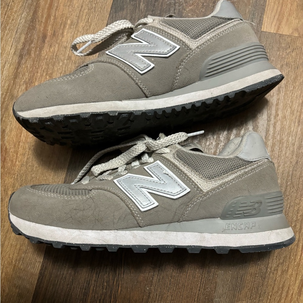 New Balance 574, size 6.5